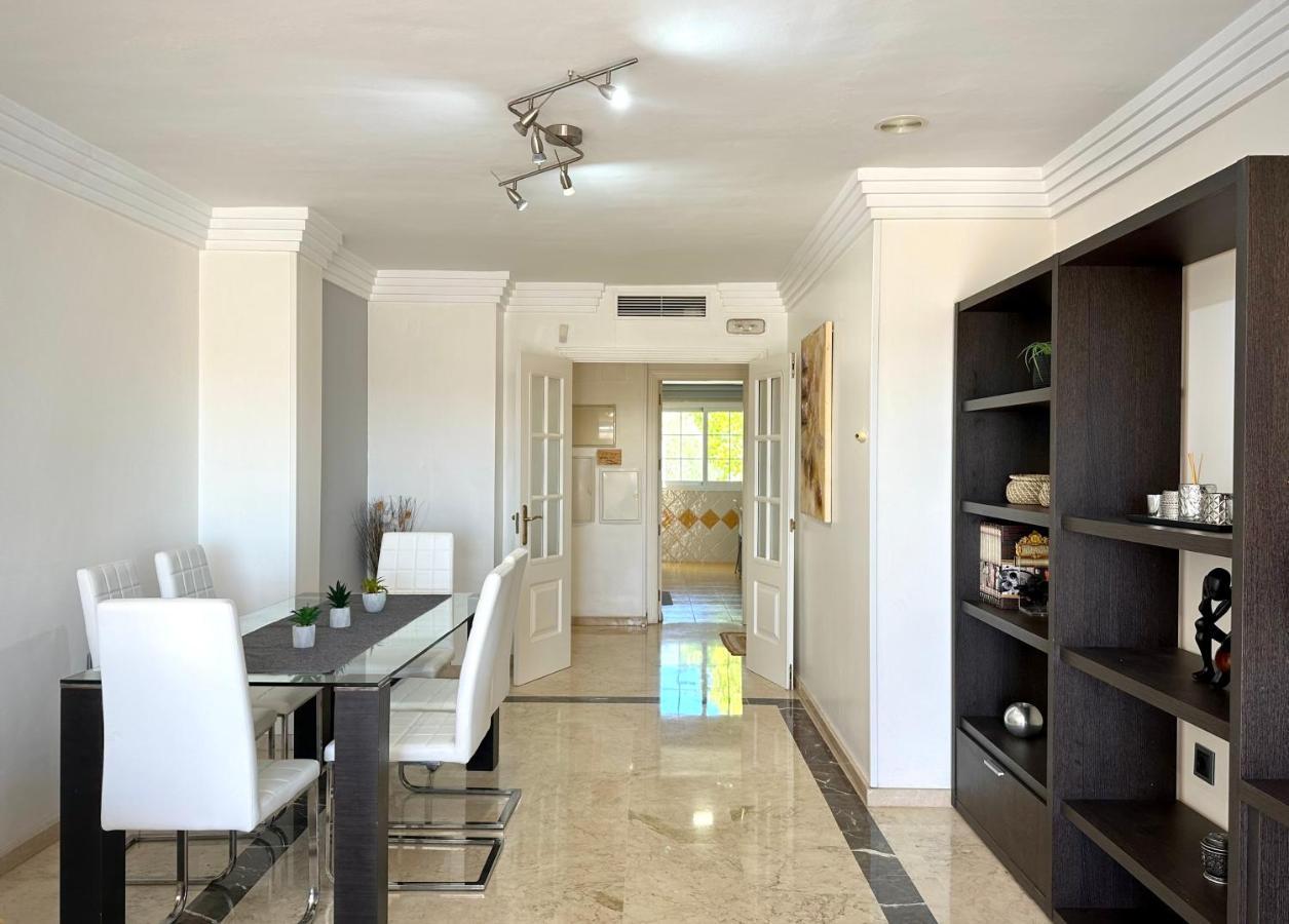 Moderno Apartamento Con Preciosas Vistas Al Mar En Urbanizacion Con Piscina - Rio Real 11 2G Marbella Eksteriør billede