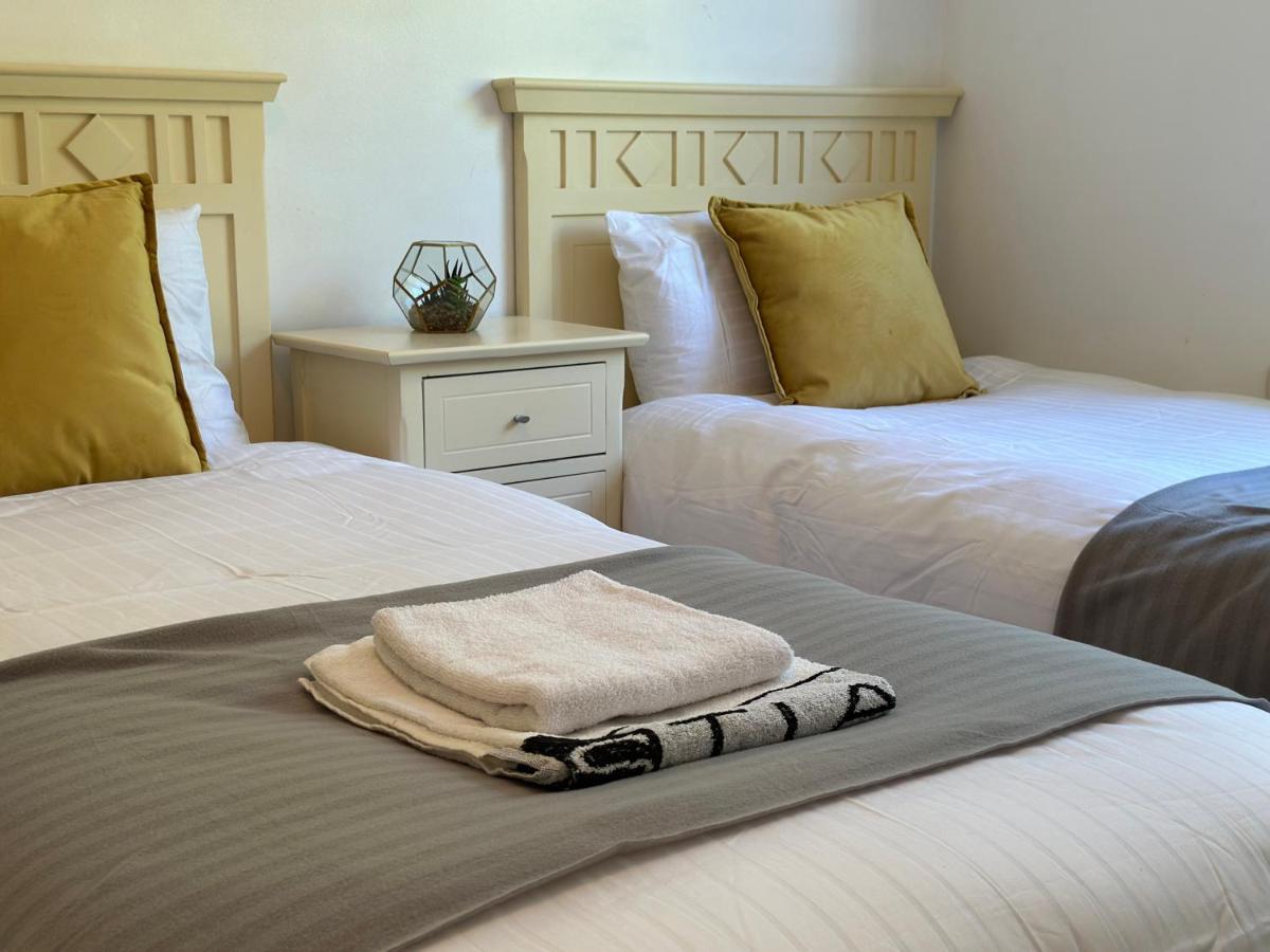 Moderno Apartamento Con Preciosas Vistas Al Mar En Urbanizacion Con Piscina - Rio Real 11 2G Marbella Eksteriør billede