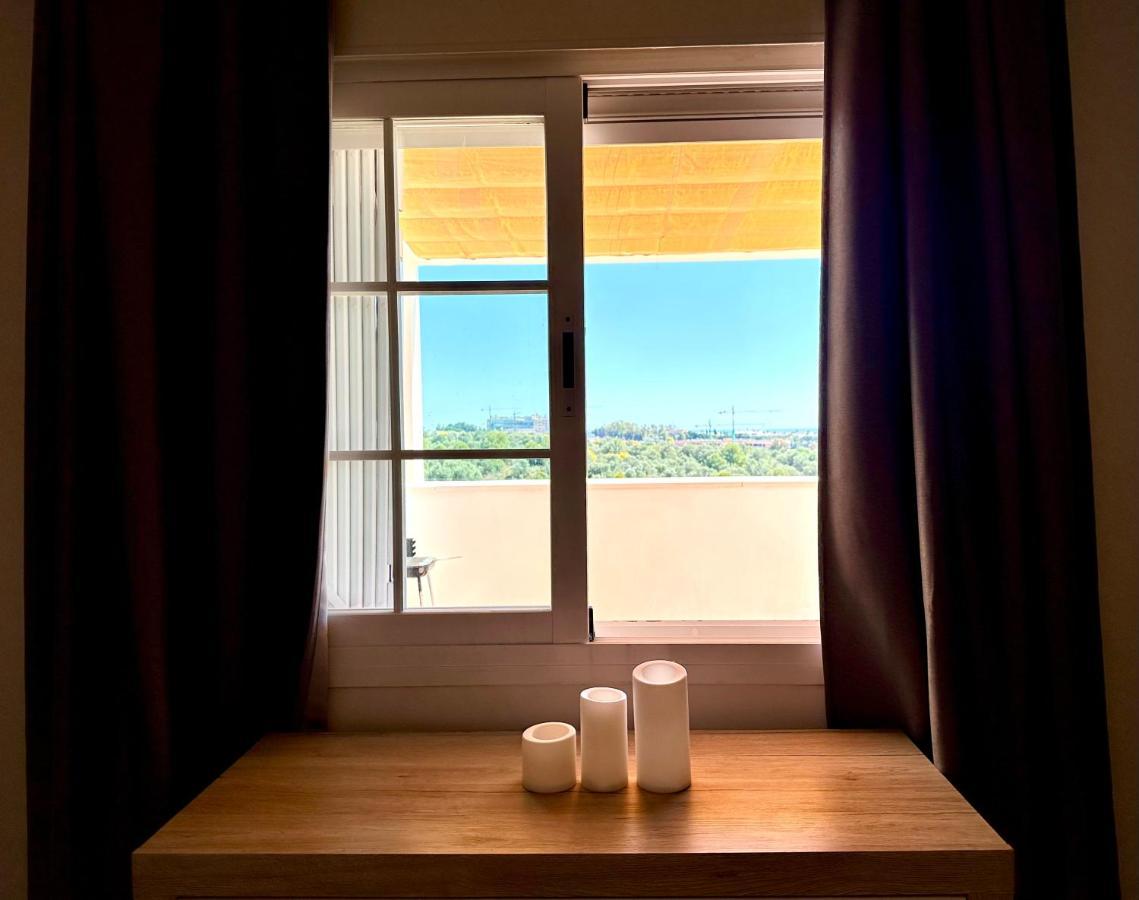 Moderno Apartamento Con Preciosas Vistas Al Mar En Urbanizacion Con Piscina - Rio Real 11 2G Marbella Eksteriør billede