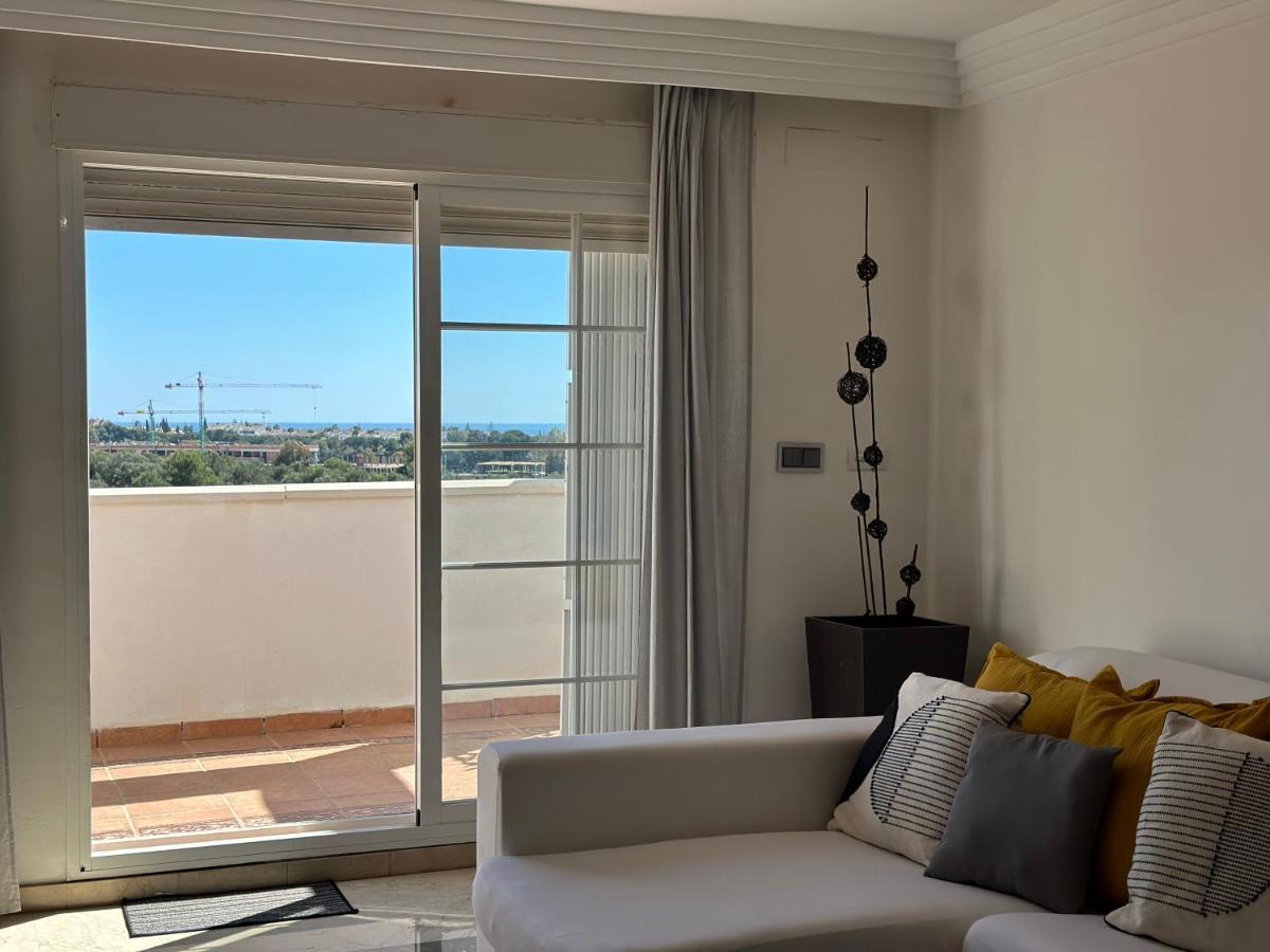 Moderno Apartamento Con Preciosas Vistas Al Mar En Urbanizacion Con Piscina - Rio Real 11 2G Marbella Eksteriør billede