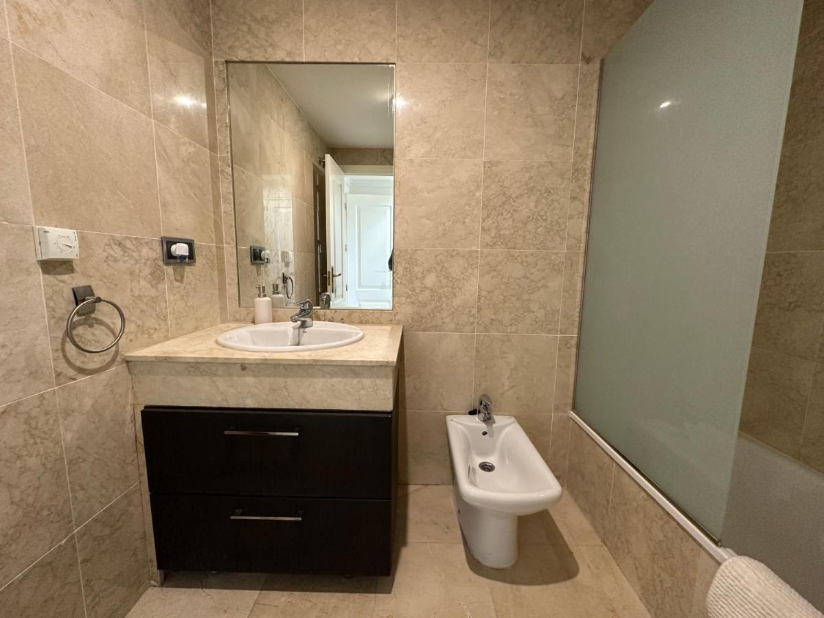 Moderno Apartamento Con Preciosas Vistas Al Mar En Urbanizacion Con Piscina - Rio Real 11 2G Marbella Eksteriør billede